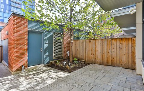 Photo 16 at 35 Oak Street, Regent Park, Toronto