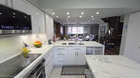 Photo 19 at 35 Oak Street, Regent Park, Toronto