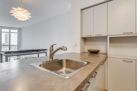 Photo 9 at PH2 - 255 Richmond Street E, Moss Park, Toronto