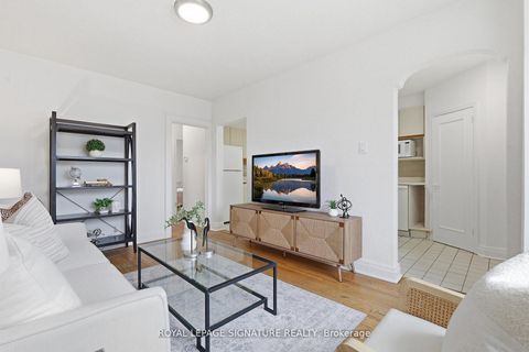 Photo 5 at 53 Juliet Crescent, Eglinton West, Toronto