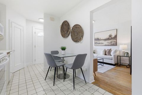 Photo 9 at 53 Juliet Crescent, Eglinton West, Toronto