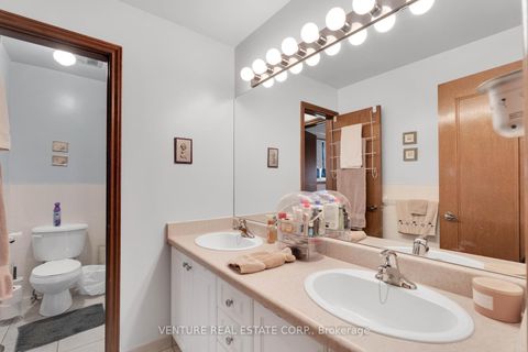 Photo 20 at 83 Jeanne Drive, East Woodbridge, Vaughan