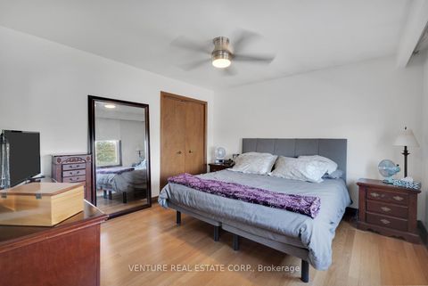 Photo 25 at 83 Jeanne Drive, East Woodbridge, Vaughan