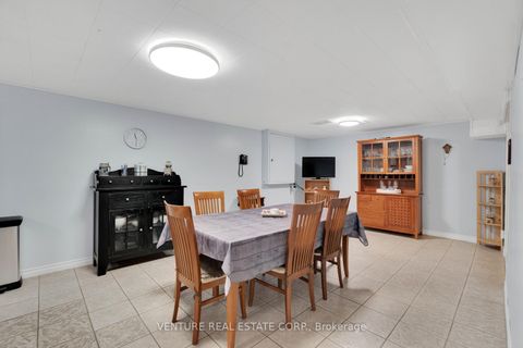 Photo 42 at 83 Jeanne Drive, East Woodbridge, Vaughan