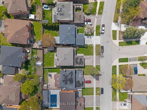 Photo 48 at 83 Jeanne Drive, East Woodbridge, Vaughan