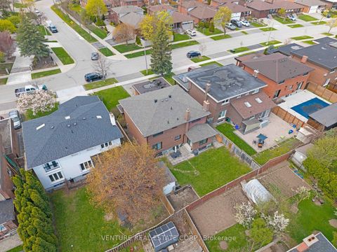 Photo 49 at 83 Jeanne Drive, East Woodbridge, Vaughan