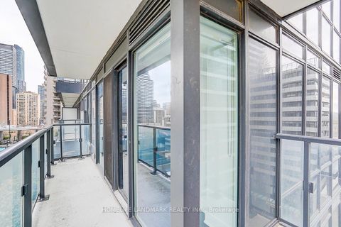 Photo 17 at 1116 - 955 BAY Street, Bay Street Corridor, Toronto