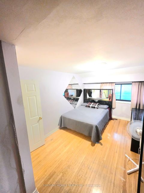 Photo 11 at 30 Dombey Road, Jane Heights, Toronto