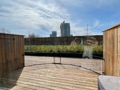 Photo 13 at 13 - 370 Red Maple Road, Langstaff, Richmond Hill