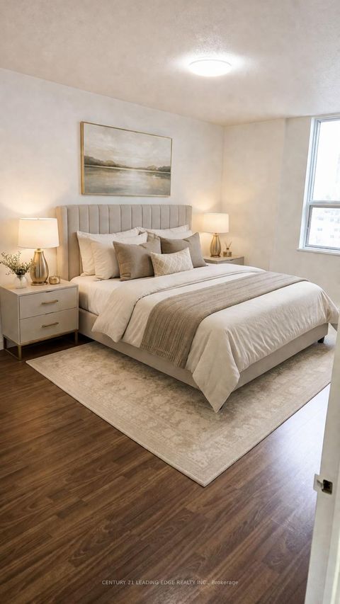 Photo 24 at 815 - 10 Edgecliffe Golfway, Flemingdon Park, Toronto