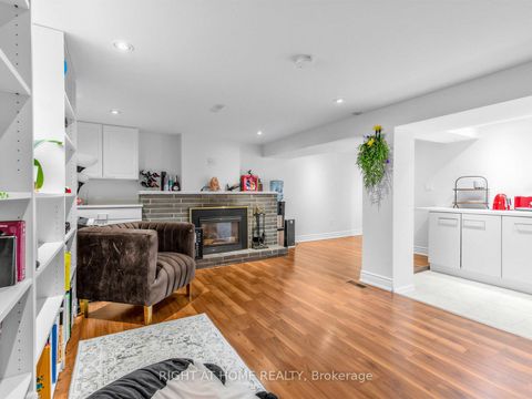 Photo 24 at 85 Flamborough Drive, Amesbury, Toronto