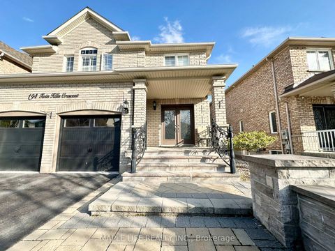 Photo 1 at 194 Twin Hills Crescent, Vellore Village, Vaughan