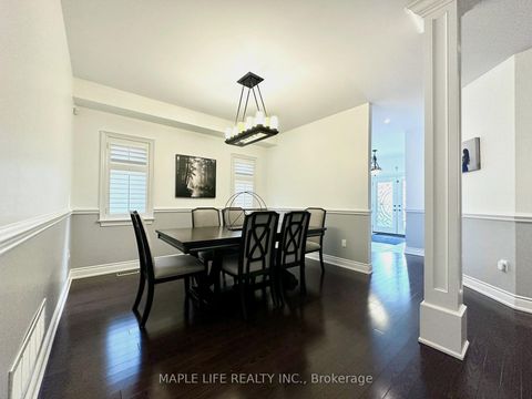 Photo 5 at 194 Twin Hills Crescent, Vellore Village, Vaughan