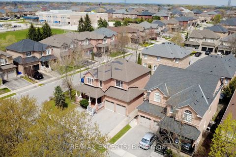 Photo 6 at 1 Via Cristina Way, Sonoma Heights, Vaughan