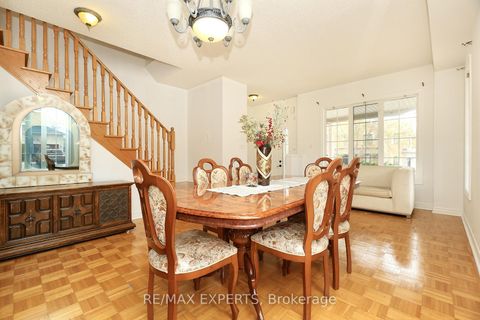 Photo 12 at 1 Via Cristina Way, Sonoma Heights, Vaughan