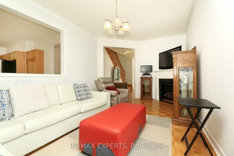 Photo 15 at 1 Via Cristina Way, Sonoma Heights, Vaughan