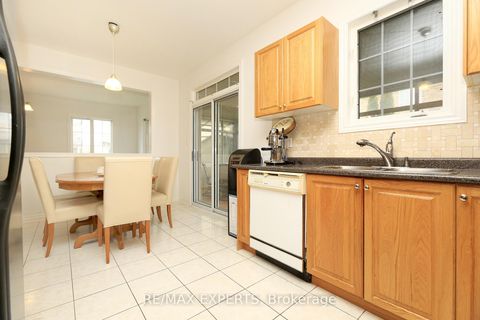 Photo 19 at 1 Via Cristina Way, Sonoma Heights, Vaughan