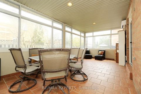 Photo 24 at 1 Via Cristina Way, Sonoma Heights, Vaughan