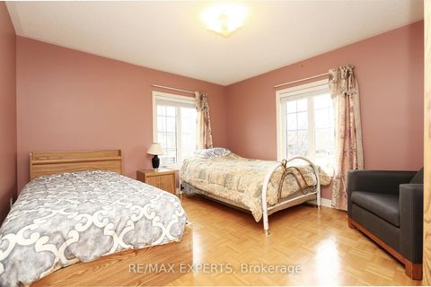 Photo 35 at 1 Via Cristina Way, Sonoma Heights, Vaughan