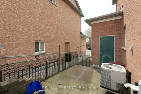 Photo 40 at 1 Via Cristina Way, Sonoma Heights, Vaughan