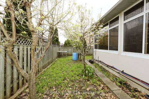 Photo 42 at 1 Via Cristina Way, Sonoma Heights, Vaughan
