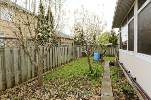 Photo 43 at 1 Via Cristina Way, Sonoma Heights, Vaughan