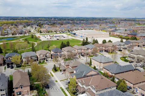 Photo 45 at 1 Via Cristina Way, Sonoma Heights, Vaughan
