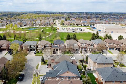 Photo 46 at 1 Via Cristina Way, Sonoma Heights, Vaughan