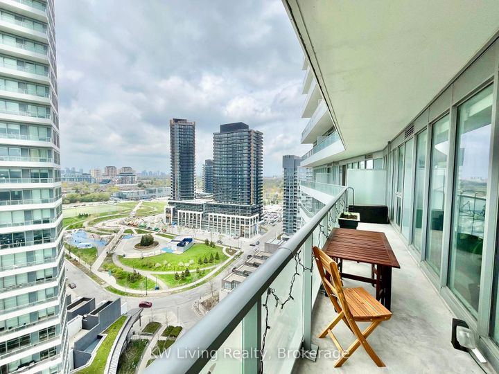 Photo 11 at 1906 - 117 McMahon Drive, Bayview Village, Toronto