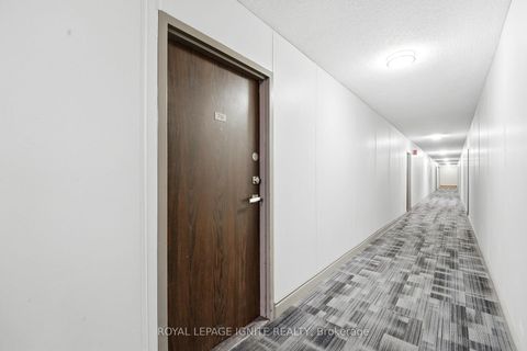 Photo 2 at 714 - 370 Dixon Road, The Westway, Toronto