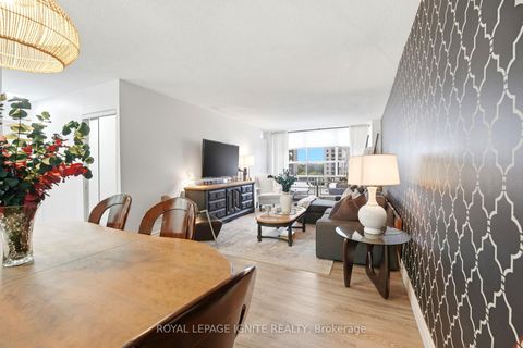 Photo 5 at 714 - 370 Dixon Road, The Westway, Toronto