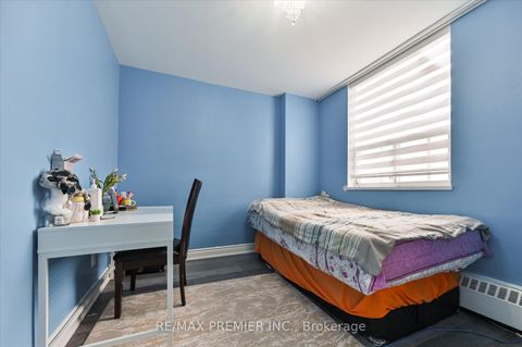 Photo 7 at 716 - 80 Grandravine Drive, York University Heights, Toronto