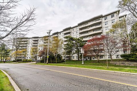 Photo 11 at 716 - 80 Grandravine Drive, York University Heights, Toronto
