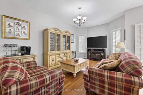Photo 6 at 1858 Emerald Court, Alcona, Innisfil