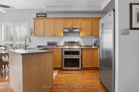 Photo 9 at 1858 Emerald Court, Alcona, Innisfil