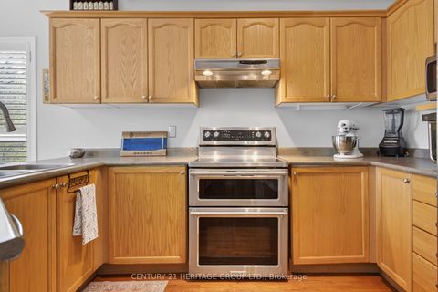 Photo 11 at 1858 Emerald Court, Alcona, Innisfil