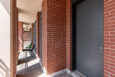 Photo 3 at TH2 - 220 George Street, Moss Park, Toronto