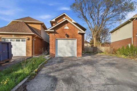 Photo 0 at 141 Sandown Avenue, Cliffside, Toronto
