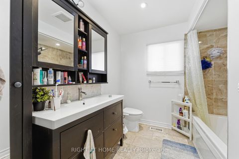 Photo 20 at 141 Sandown Avenue, Cliffside, Toronto