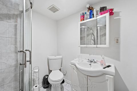 Photo 29 at 141 Sandown Avenue, Cliffside, Toronto