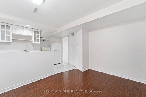 Photo 32 at 141 Sandown Avenue, Cliffside, Toronto