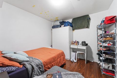 Photo 35 at 141 Sandown Avenue, Cliffside, Toronto