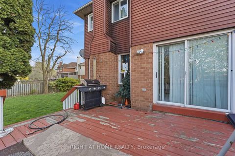 Photo 36 at 141 Sandown Avenue, Cliffside, Toronto