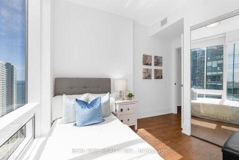Photo 15 at 2905 - 10 York Street, Waterfront Communities C1, Toronto