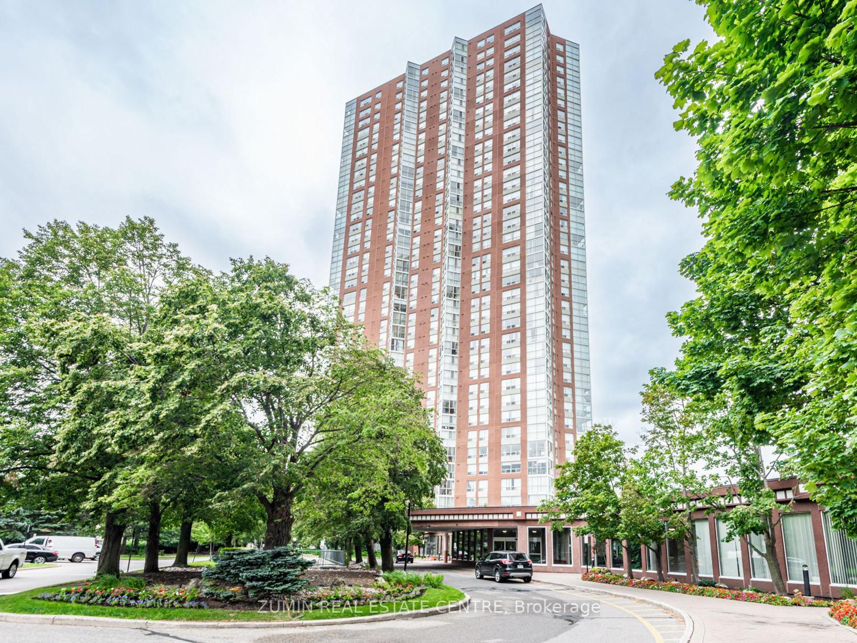 3312 - 7 CONCORDE Place, Don Mills, Toronto photo number 2