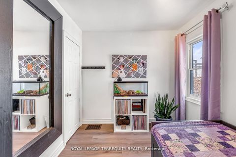 Photo 15 at 5 Acorn Avenue, City Centre West, Toronto
