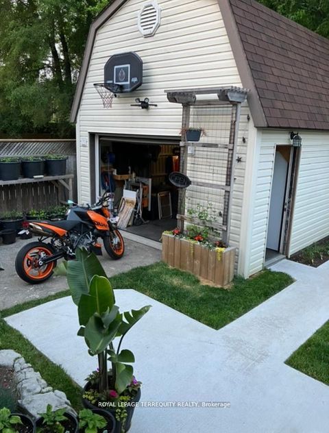 Photo 25 at 5 Acorn Avenue, City Centre West, Toronto