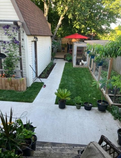Photo 27 at 5 Acorn Avenue, City Centre West, Toronto