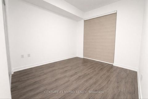 Photo 7 at 3409 - 39 Roehampton Avenue, Mount Pleasant West, Toronto