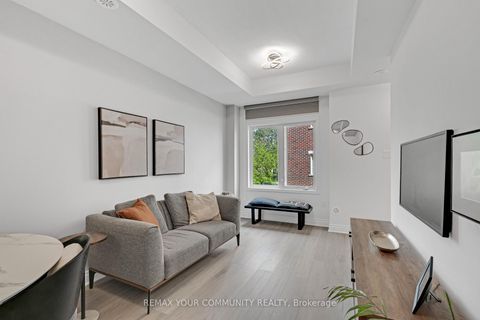 Photo 5 at 218 - 17 Coneflower Crescent, Branson, Toronto